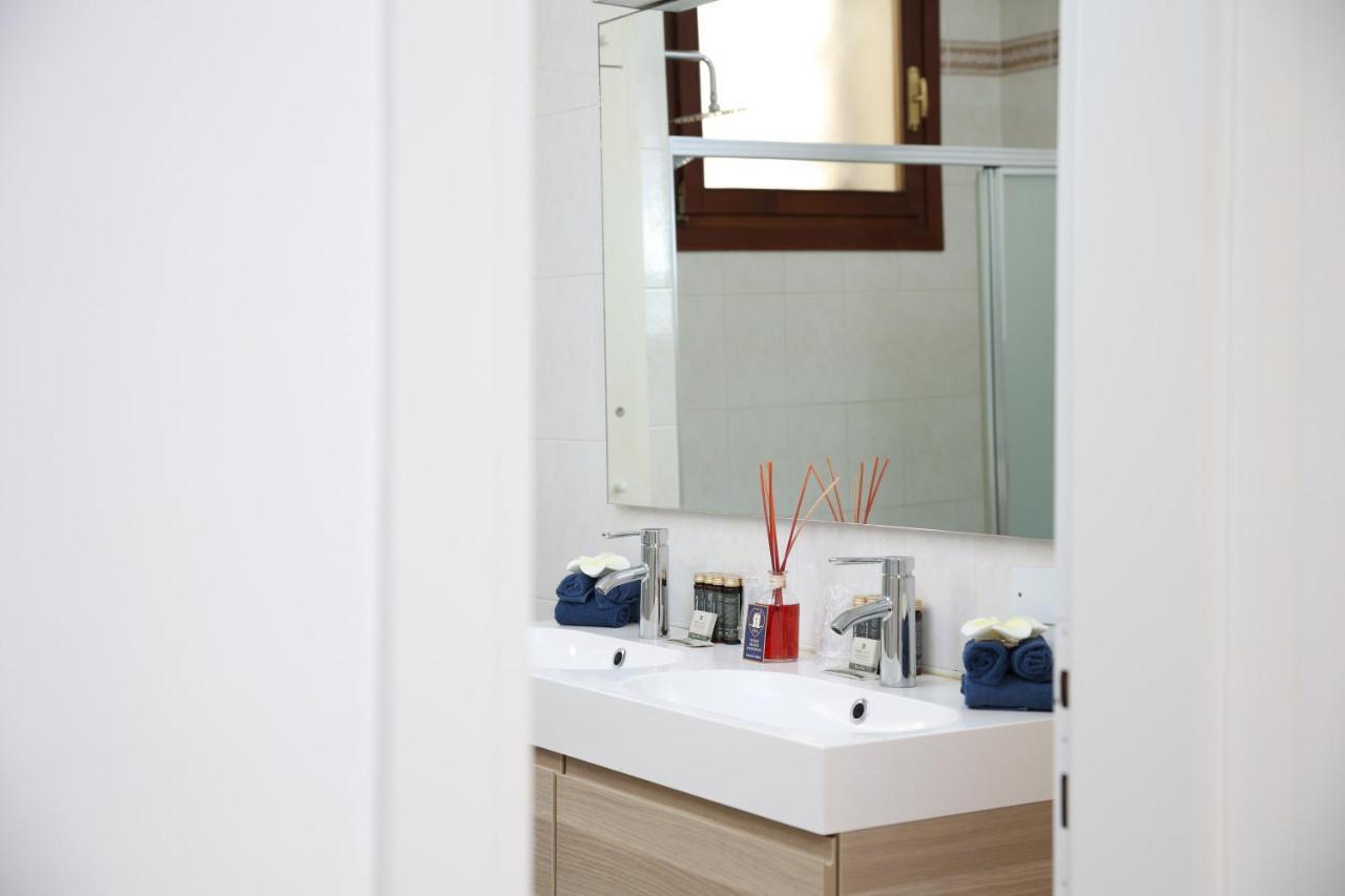 Venice Heaven Apartments San Marco 1 & 2, The Elegant Residence A Stone S Throw From St Mark S Square ภายนอก รูปภาพ